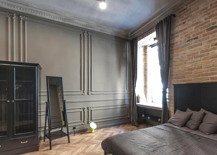 Geometric Luxury In The Center With 3br Appartamento