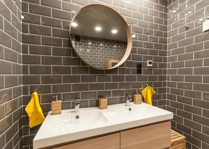 Geometric Luxury In The Center With 3br * Budapest
