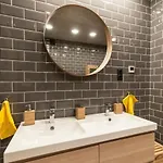 Geometric Luxury In The Center With 3br * Budapeszt