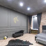 Geometric Luxury In The Center With 3br Budapeszt